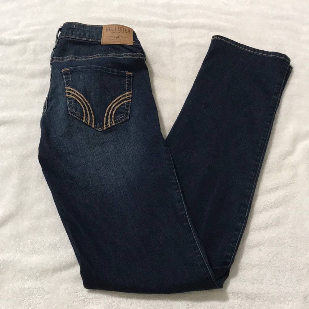 Hollister Skinny Jean Dark Wash With Distressing